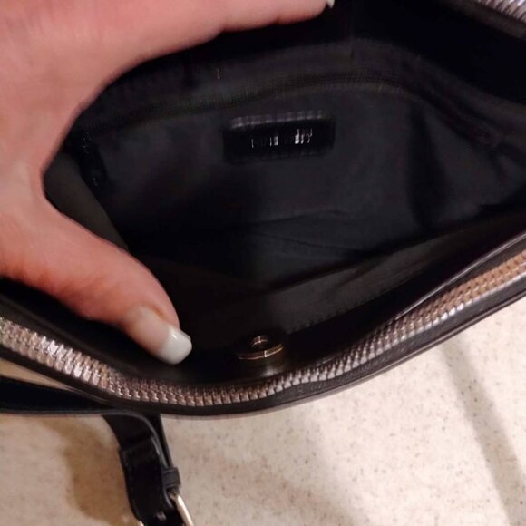 NINE WEST CROSS BODY BAG - Picture 8 of 10